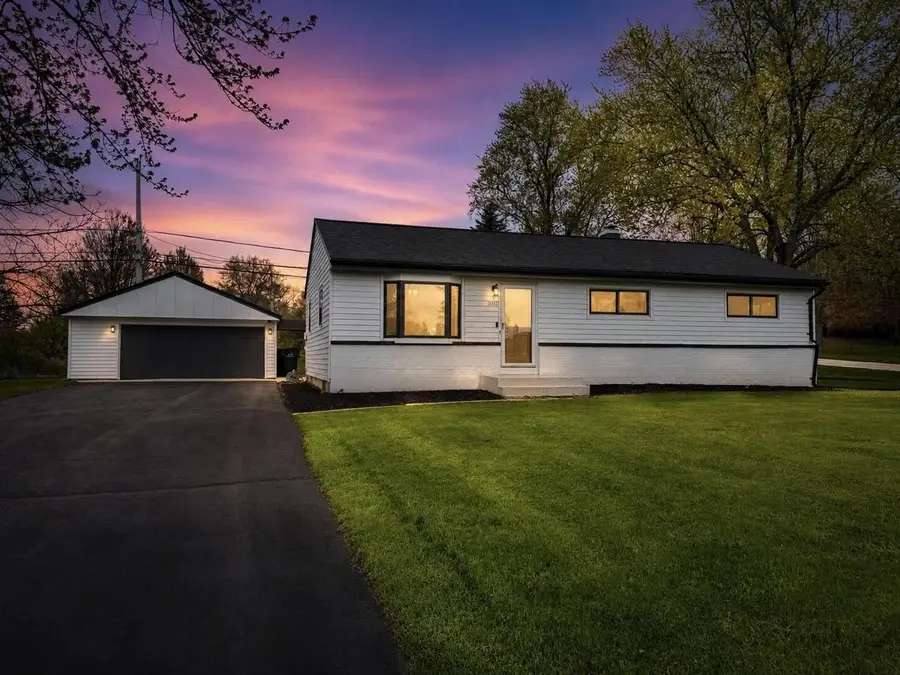 3351 Carol COURT, Oak Creek, WI 53154 - #3