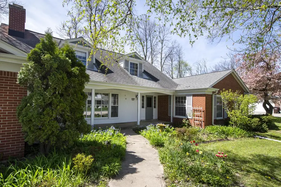 127 E Fox Dale ROAD, Glendale, WI 53217 - #3