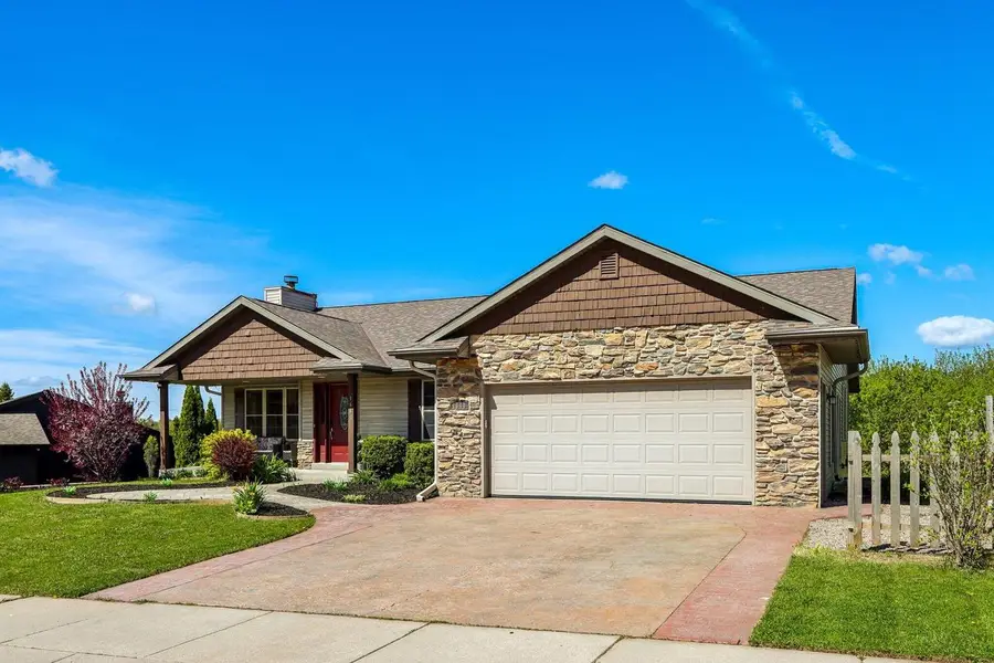1640 Great Forest DRIVE, West Bend, WI 53090 - #2