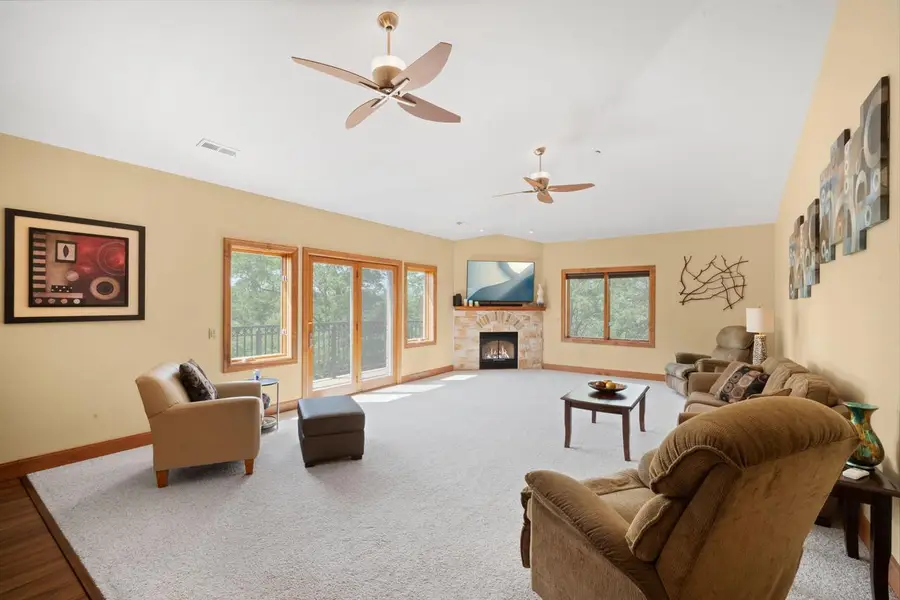N51W34681 Wisconsin AVENUE #3116, Okauchee, WI 53069 - #3