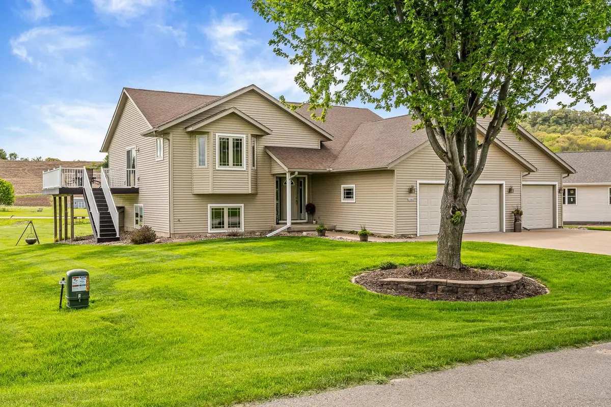 21563 Wolfe Run LANE, Galesville, WI 54630 - #1