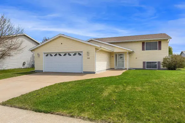 305 Mallard DRIVE, Holmen, WI 54636