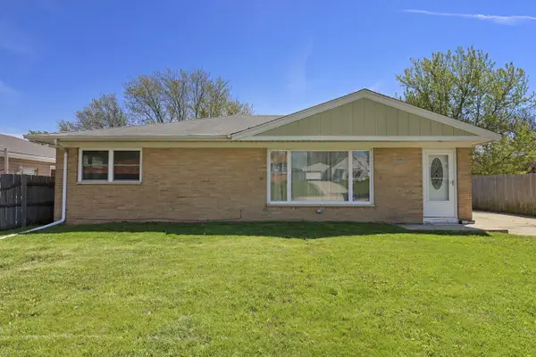 1237 Virginia St, Racine, WI 53405