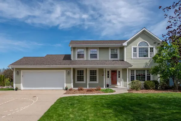 N75W23408 Ridgeview CIRCLE, Sussex, WI 53089