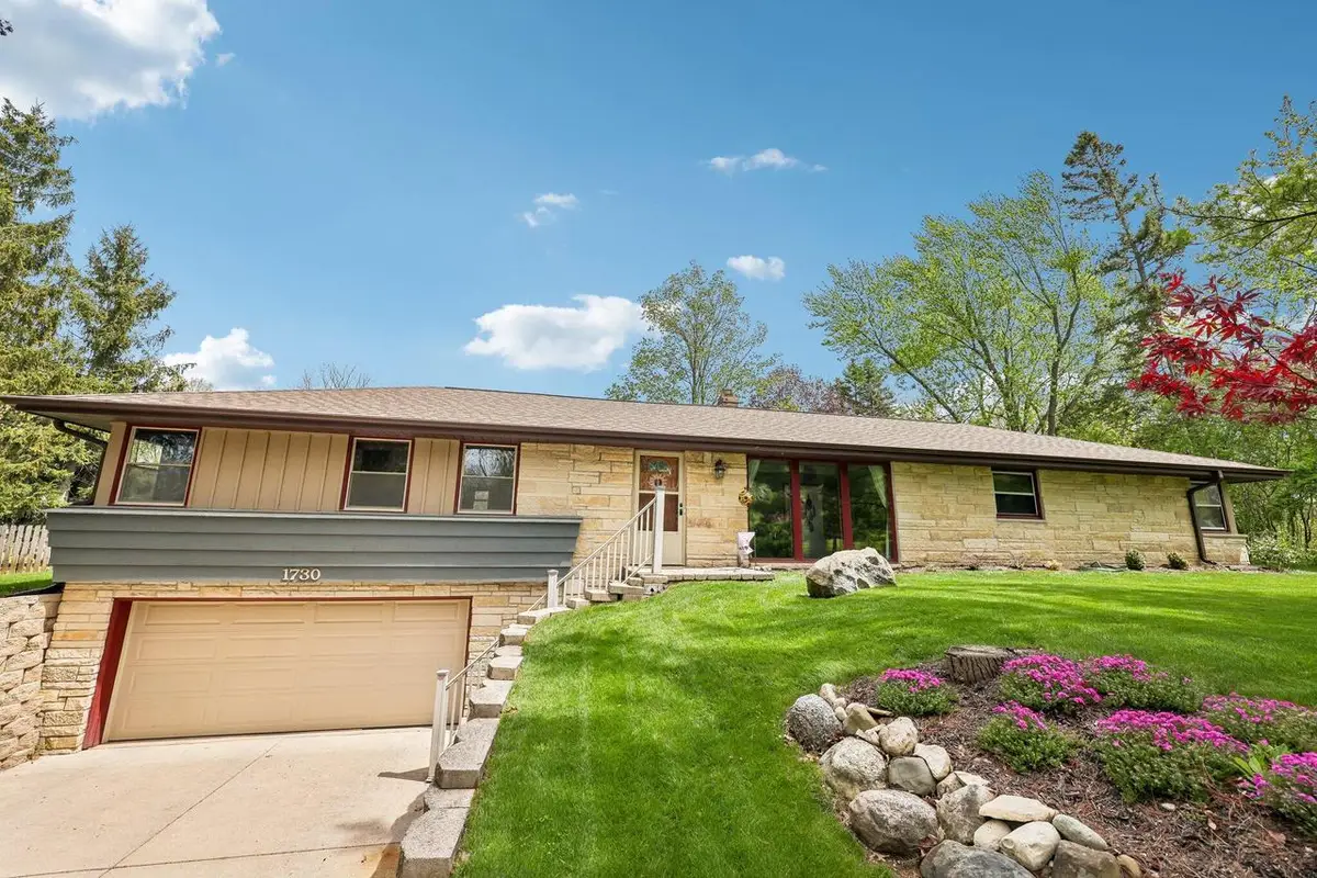 1730 Lilly LANE, New Berlin, WI 53146 - #1