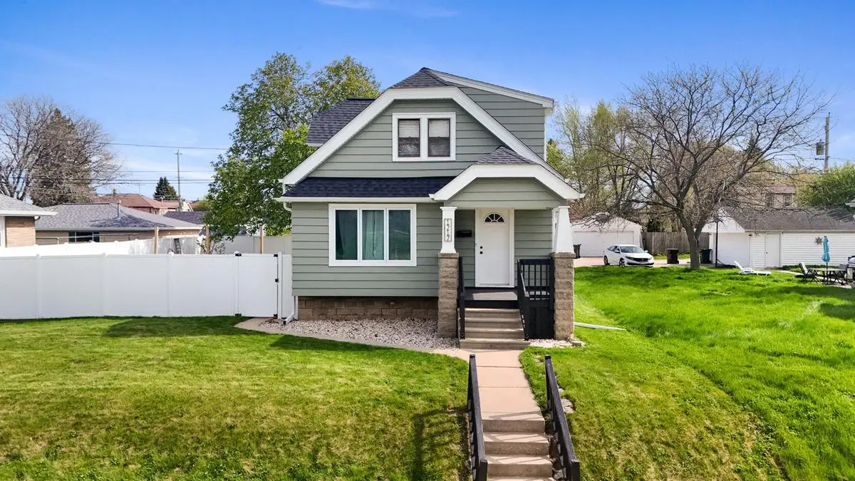 1217 Marion AVENUE, South Milwaukee, WI 53172 - #1