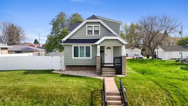 1217 Marion AVENUE, South Milwaukee, WI 53172