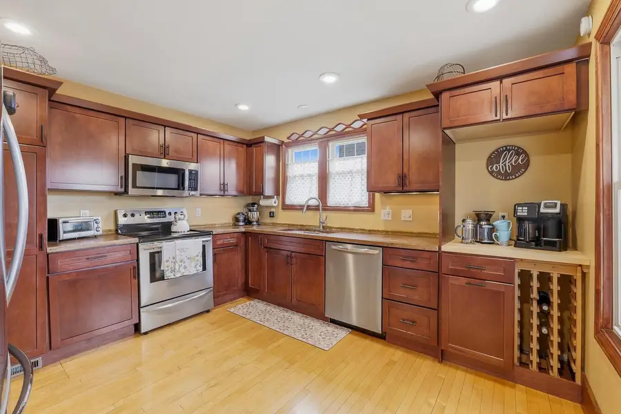 110 Hein AVENUE, Plymouth, WI 53073 - #2