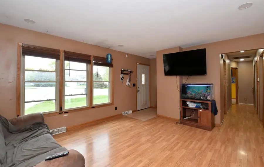 1721 Stoddard CIRCLE, Mount Pleasant, WI 53406 - #3