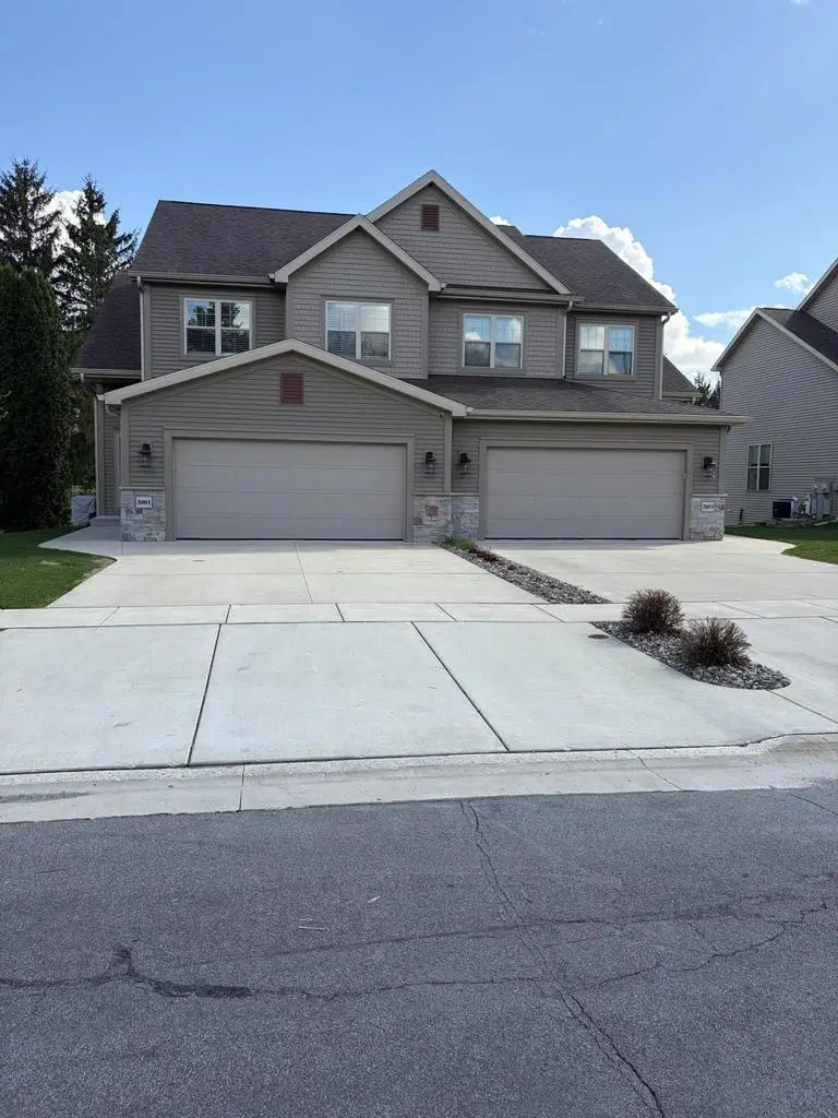 3001 Graydon AVENUE, East Troy, WI 53120 - #2