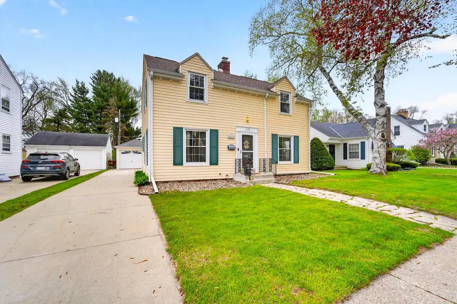 429 Shoreland DRIVE, Racine, WI 53402 - #3