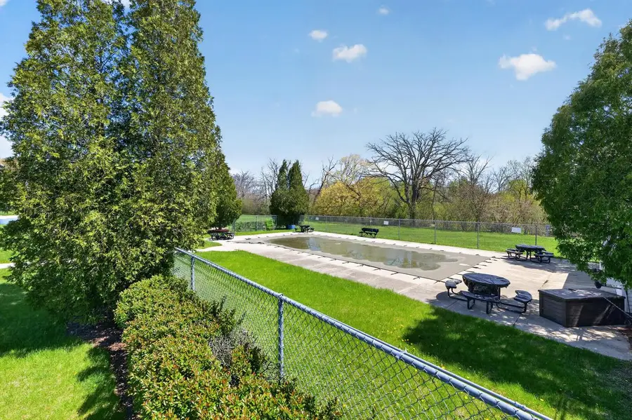 4100 Cherrywood LANE, Brown Deer, WI 53209 - #2