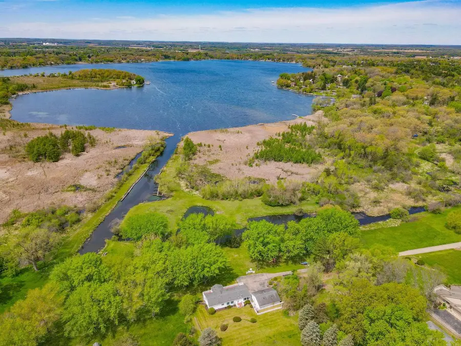 W8919 Ripley Road, Cambridge, WI 53523 - #2