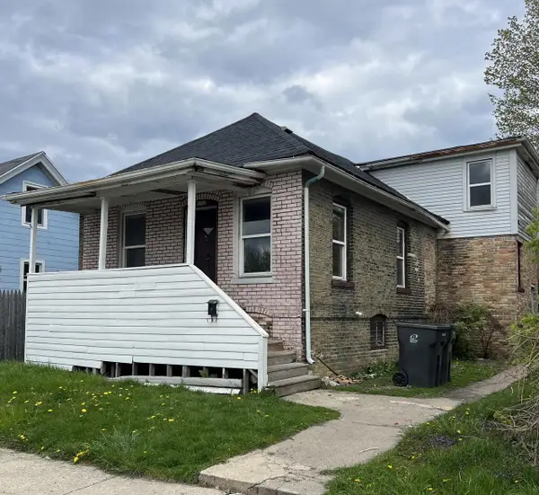 2143 Howe STREET, Mount Pleasant, WI 53403