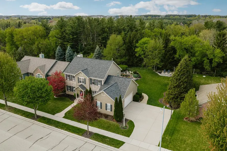 2966 Gateway AVENUE, Hartford, WI 53027 - #2