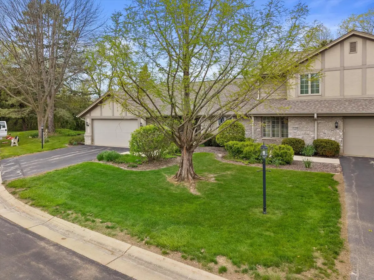 17730 Caribou PASS #A, Brookfield, WI 53045 - #1