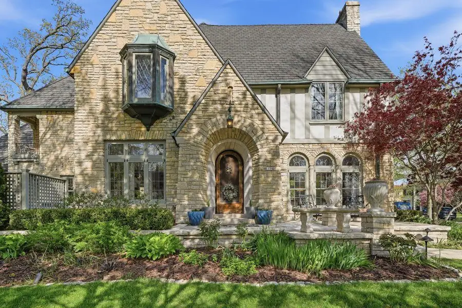 4604 N Murray AVENUE, Whitefish Bay, WI 53211 - #2
