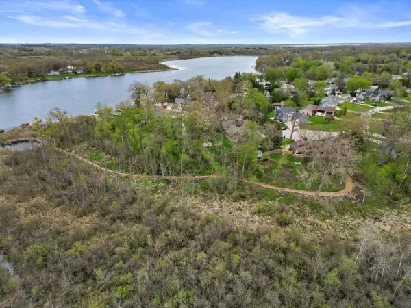 27421 Le Mays COURT, Waterford, WI 53185