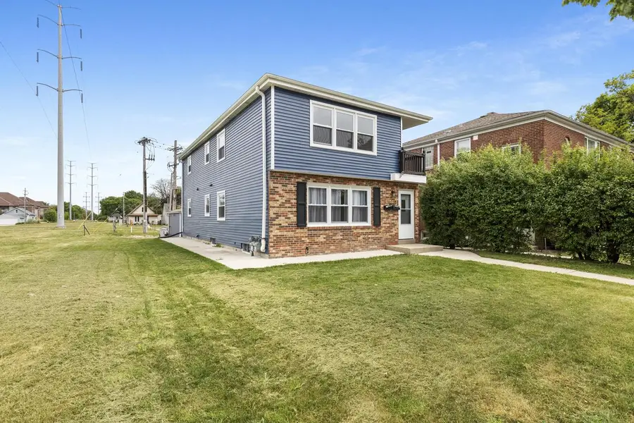 116 S 76th STREET #118, Milwaukee, WI 53214 - #2