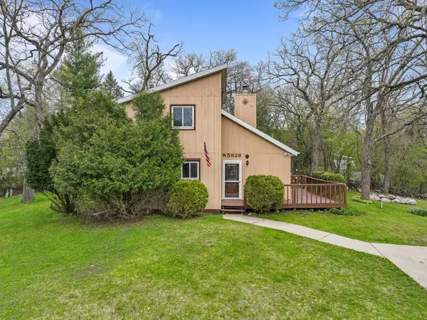 W5928 Mariner Hills COURT, Elkhorn, WI 53121