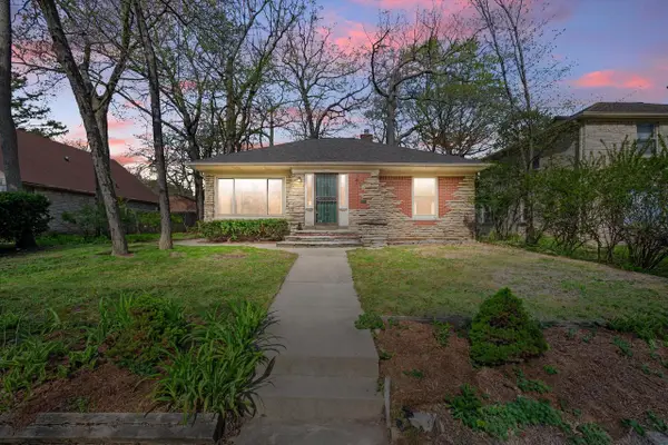 2911 82nd STREET, Milwaukee, WI 53222