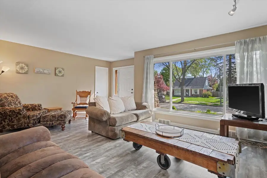 2911 82nd STREET, Milwaukee, WI 53222 - #3