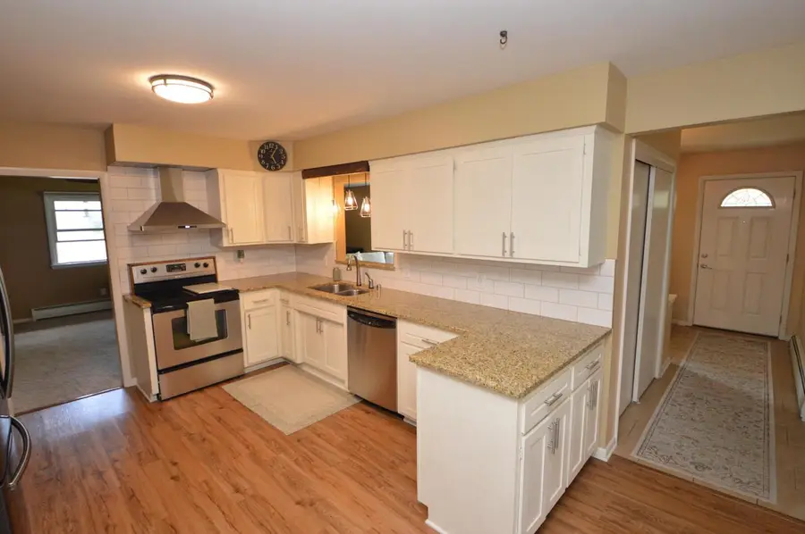 2132 Rambling Rose ROAD, Waukesha, WI 53186 - #3