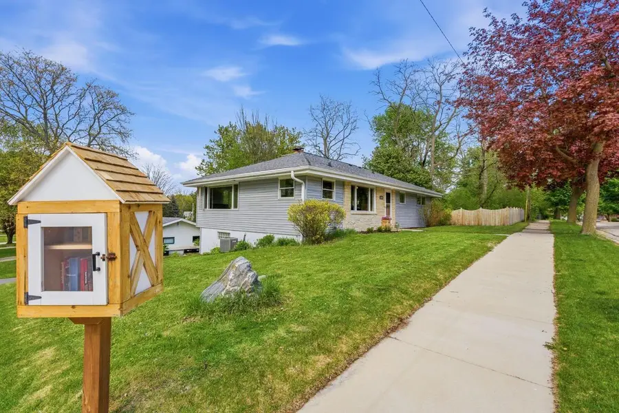 1004 Newhall AVENUE, Waukesha, WI 53186 - #3