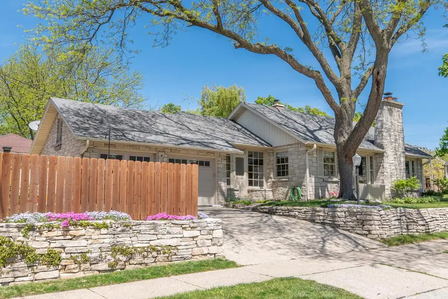 2505 N 81st STREET, Wauwatosa, WI 53213 - #3