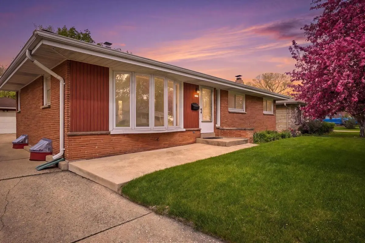 2801 72nd STREET, West Allis, WI 53219 - #1