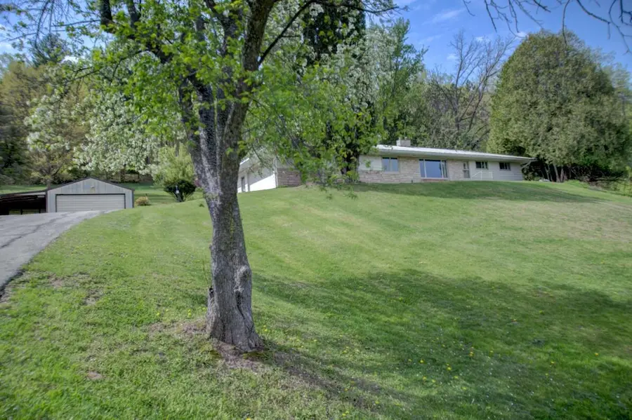 W601 Hillview DRIVE, Stoddard, WI 54658 - #2