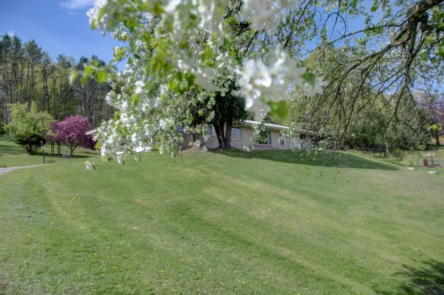 W601 Hillview DRIVE, Stoddard, WI 54658 - #3