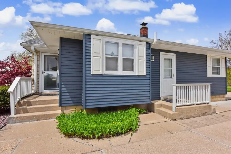 810 Carrington AVENUE, South Milwaukee, WI 53172 - #3