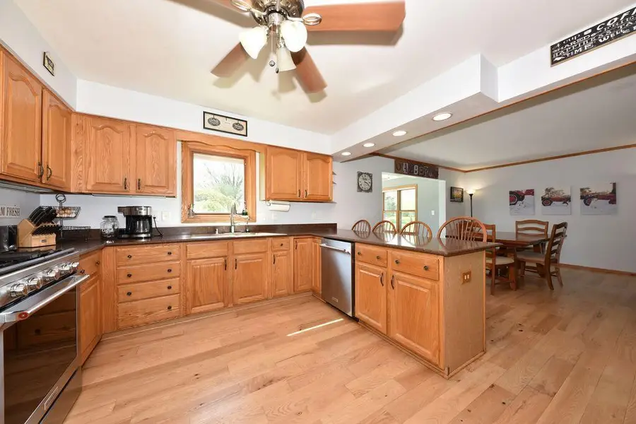 511 Cheyenne AVENUE, Grafton, WI 53024 - #2