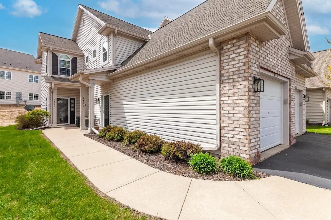 1817 Woodland WAY #429-1, Slinger, WI 53086 - #1