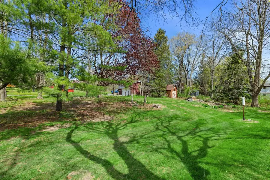 1135 Country Highlands DRIVE, Hubertus, WI 53033 - #2