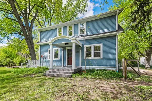 5605 Pine LANE, Mequon, WI 53092