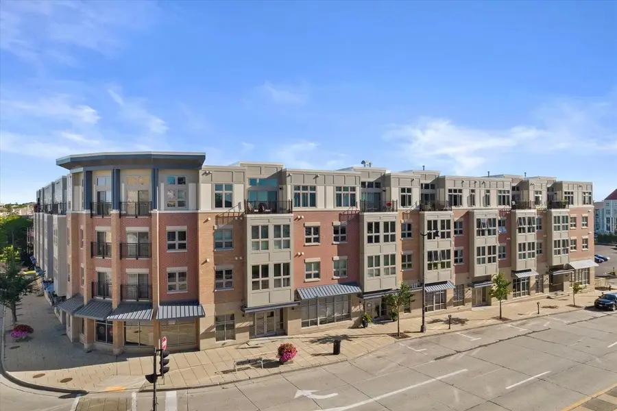 141 Main STREET #418, Racine, WI 53403 - #3
