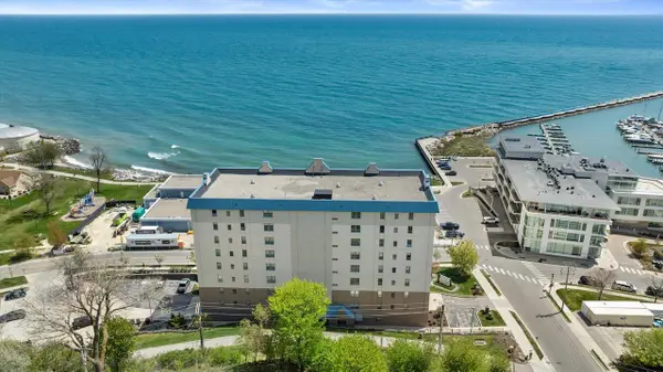 415 N Lake STREET #701, Port Washington, WI 53074