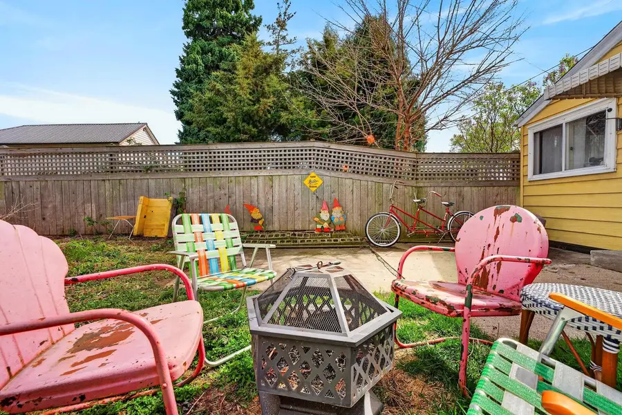 925 E Lincoln AVENUE, Milwaukee, WI 53207 - #3