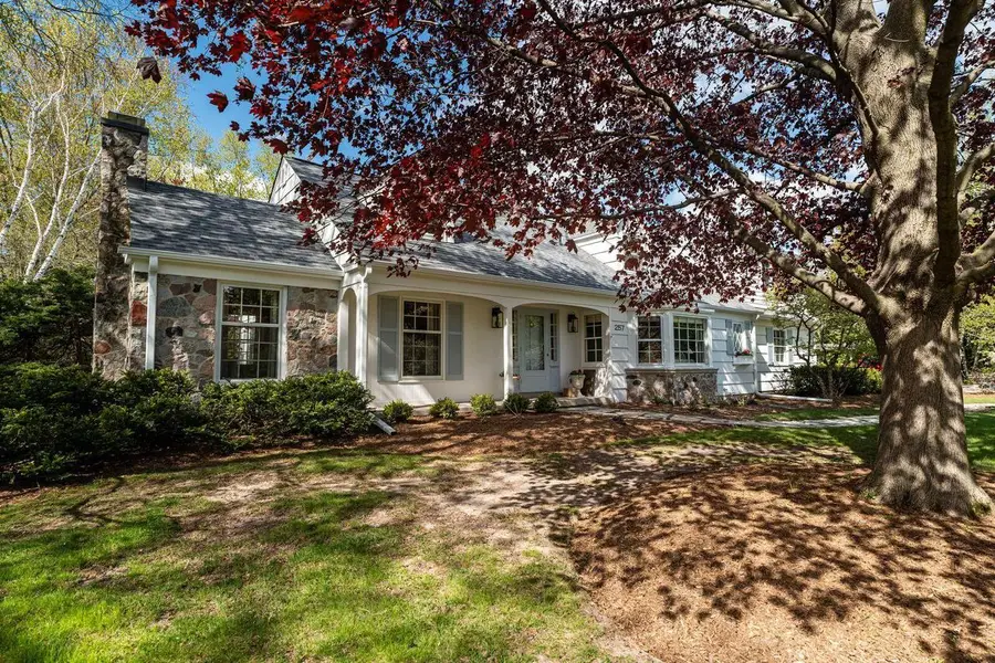 257 Suburban DRIVE, Fox Point, WI 53217 - #3