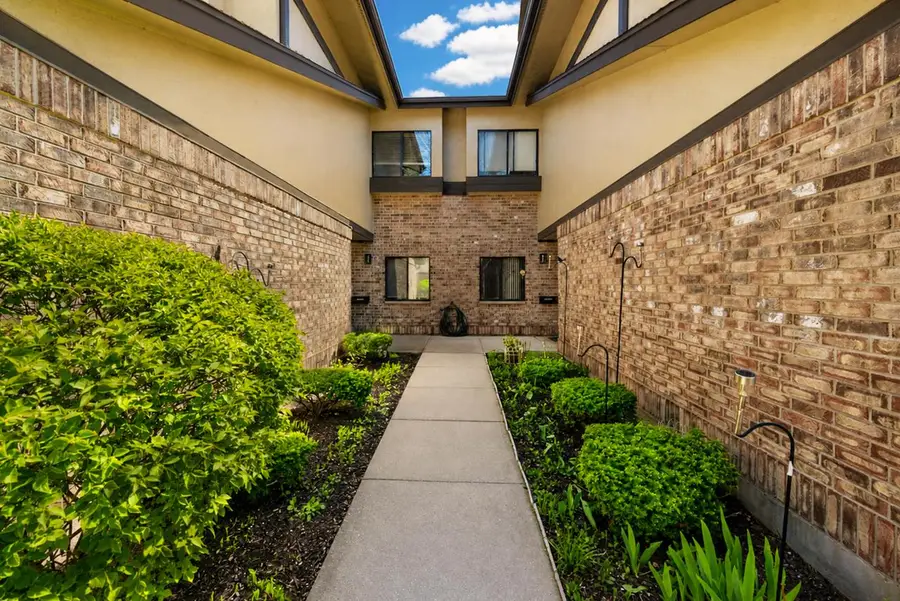 500 W Bender ROAD #74, Glendale, WI 53217 - #2