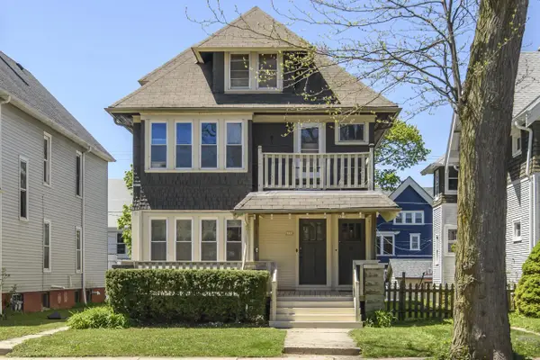 2733 N Downer AVENUE #2735, Milwaukee, WI 53211