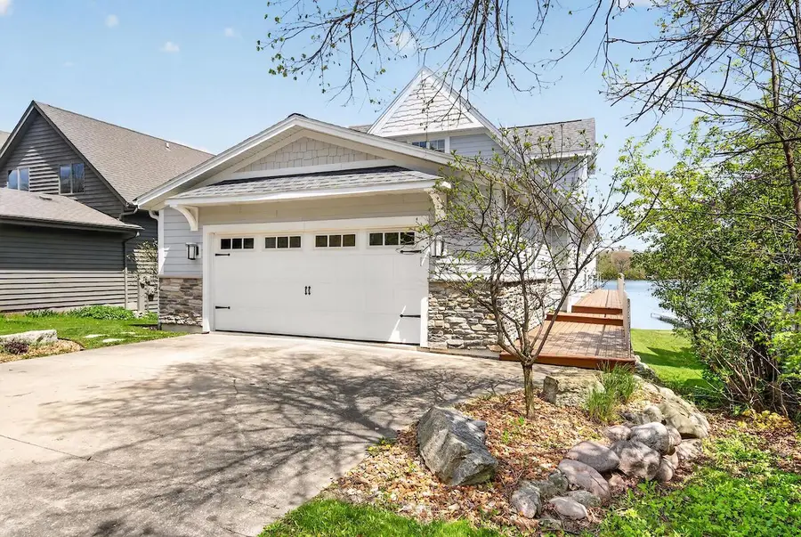 5704 W Lake DRIVE, West Bend, WI 53095 - #2