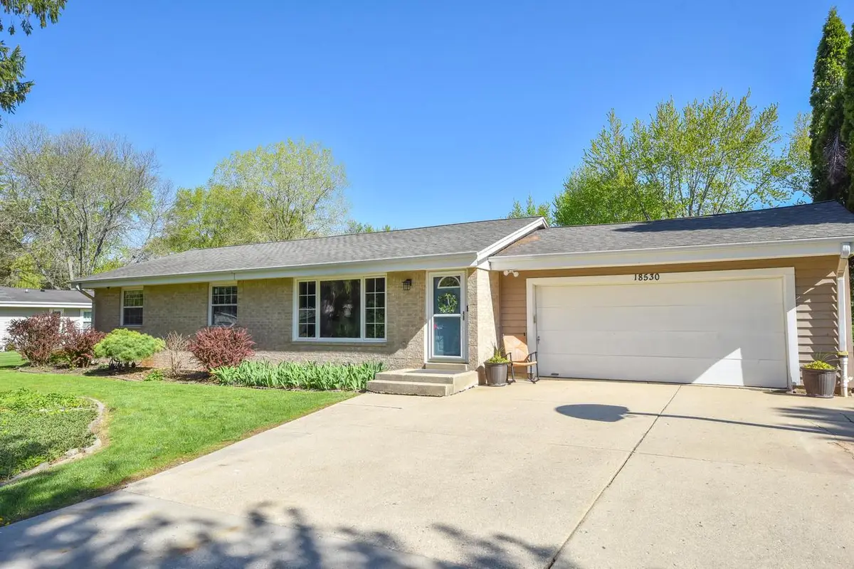 18530 Arden AVENUE, Brookfield, WI 53045 - #1