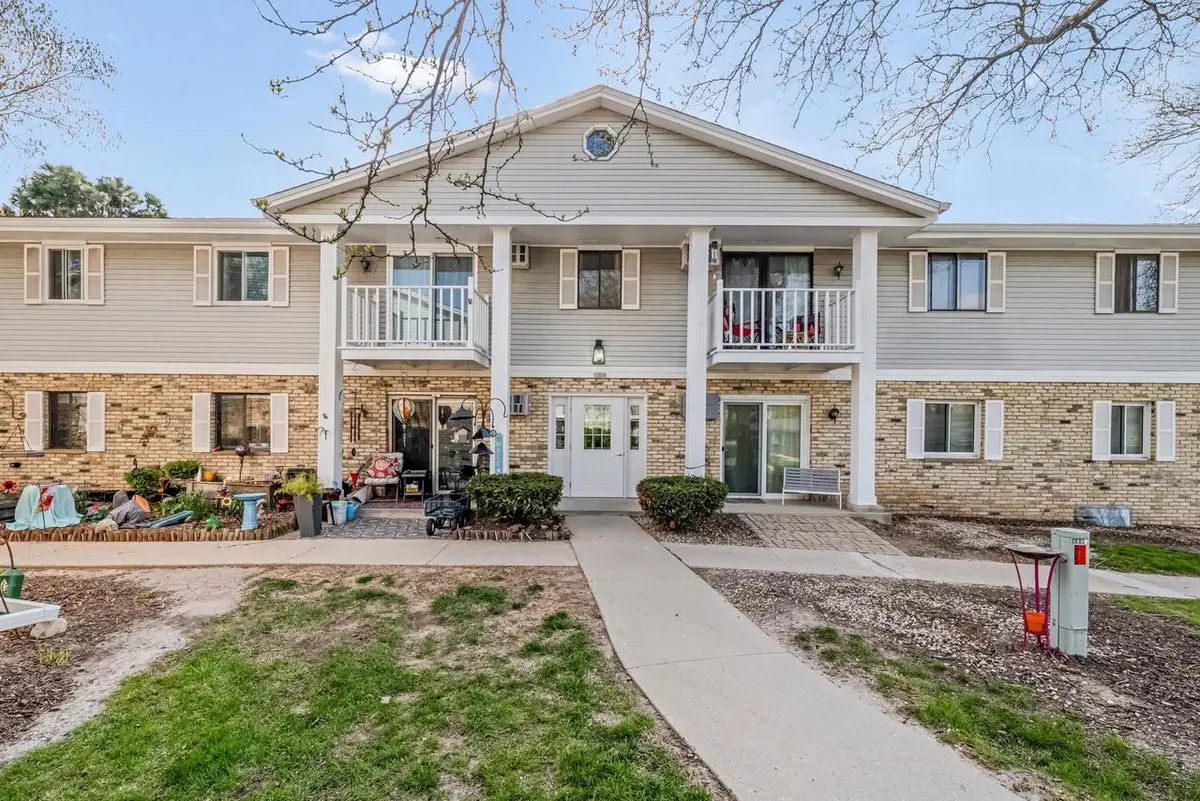 1226 Decorah ROAD, West Bend, WI 53095 - #1