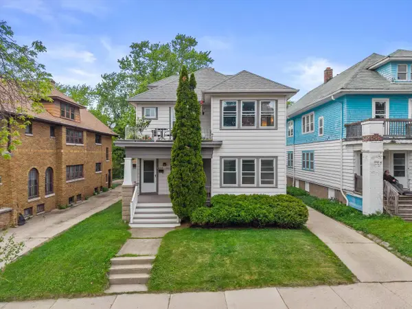 2016 E Newton AVENUE #2018, Shorewood, WI 53211