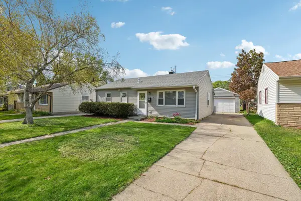 6532 Euclid AVENUE, Milwaukee, WI 53219