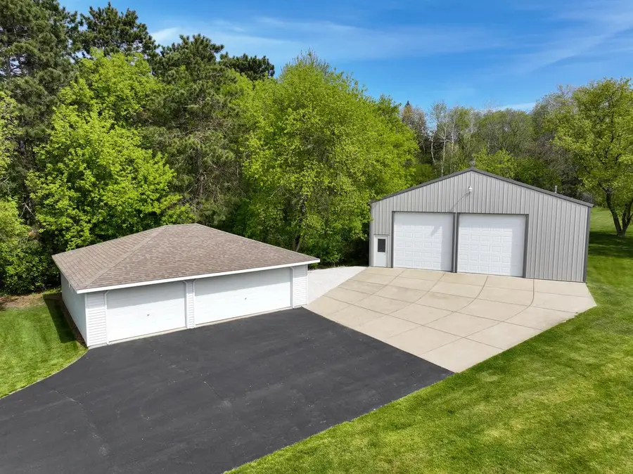 W339S4798 Meadow LANE, Dousman, WI 53118 - #3