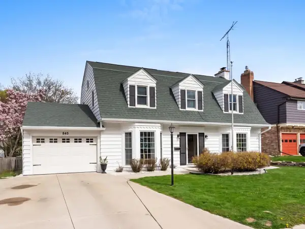 845 5th STREET, Manitowoc, WI 54220